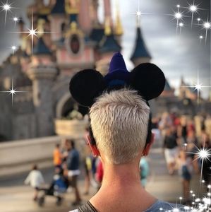 Meet your Posher, Leanne